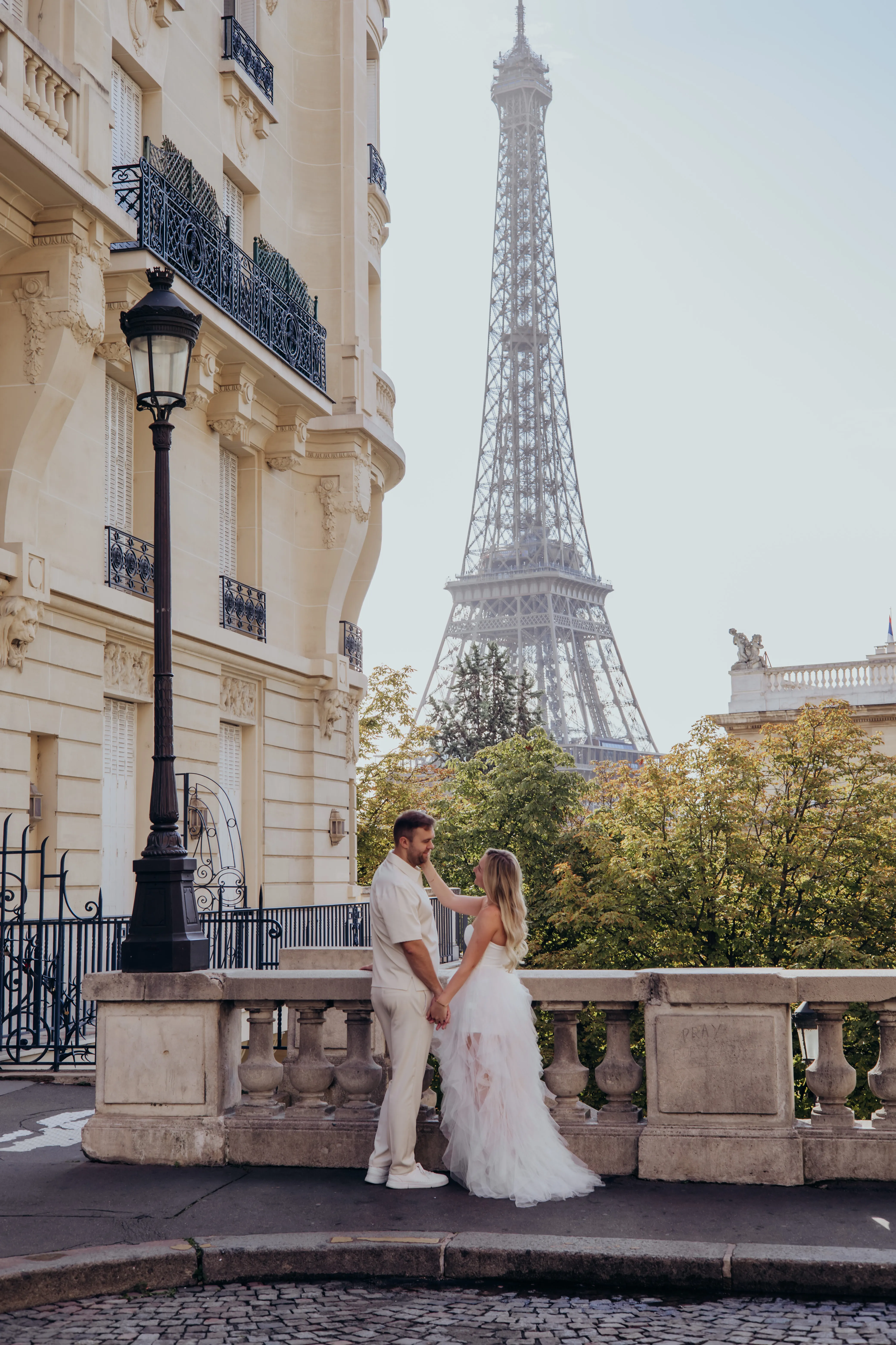 Couple Photoshoot in Paris